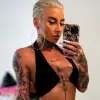 Lola Mello