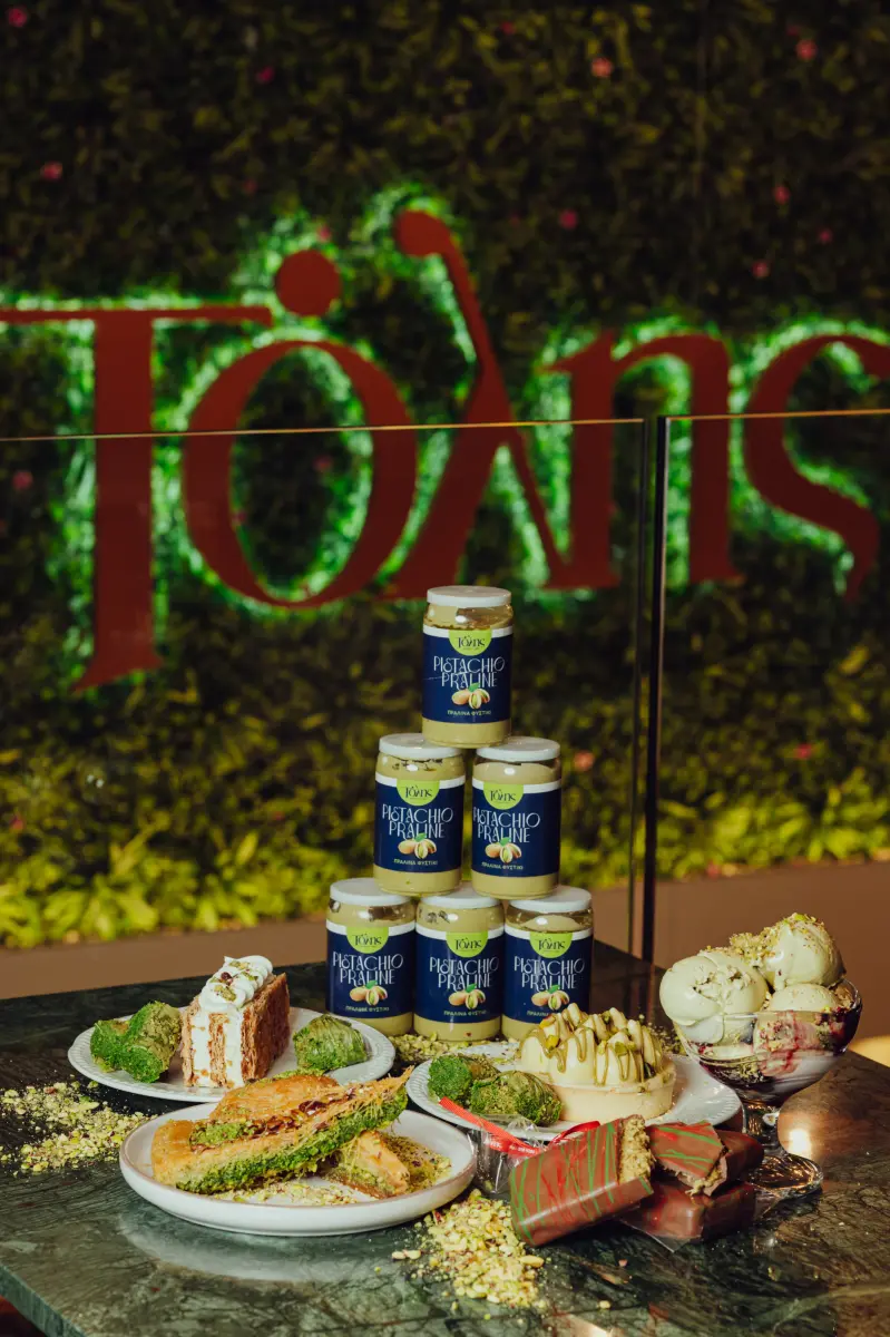 Τόλης sweets & eats