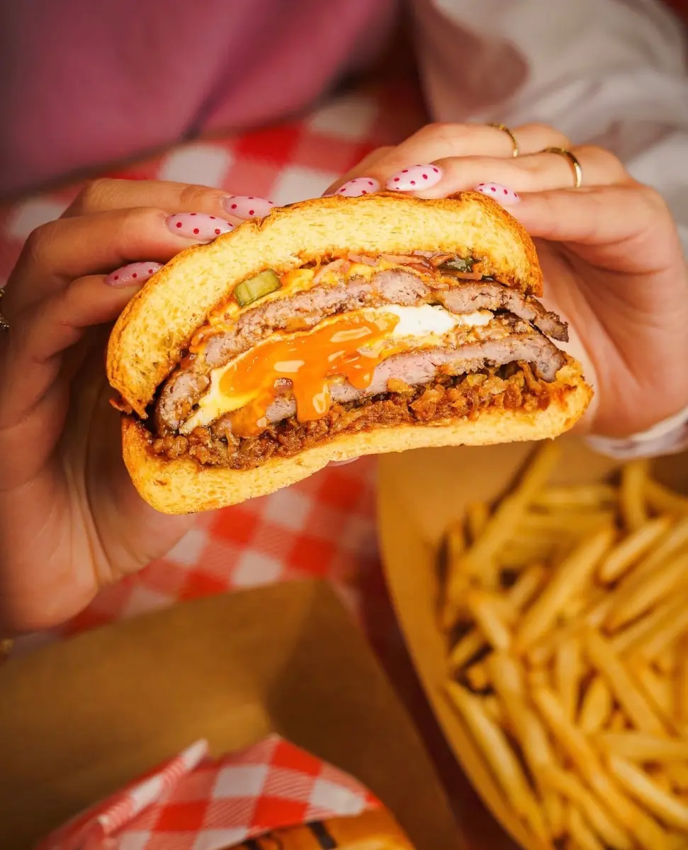 Wolfie’s West Side Peristeri