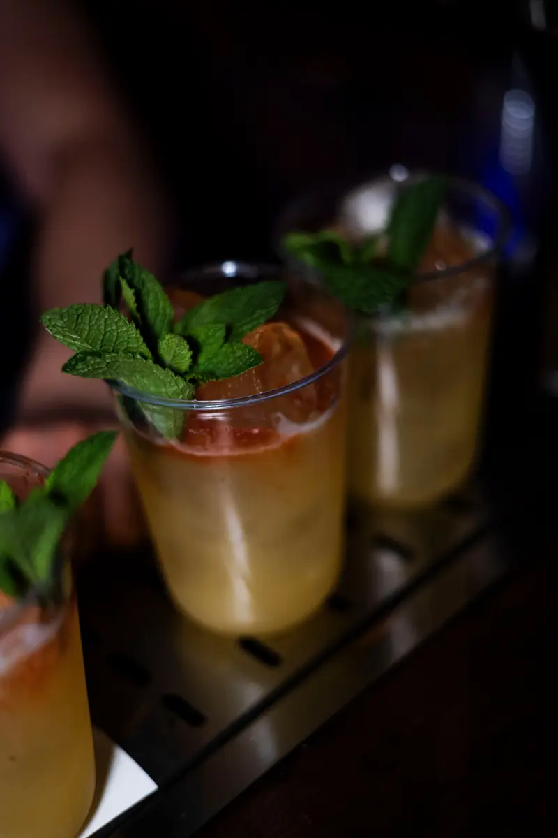 Μανχάτταν all day bar